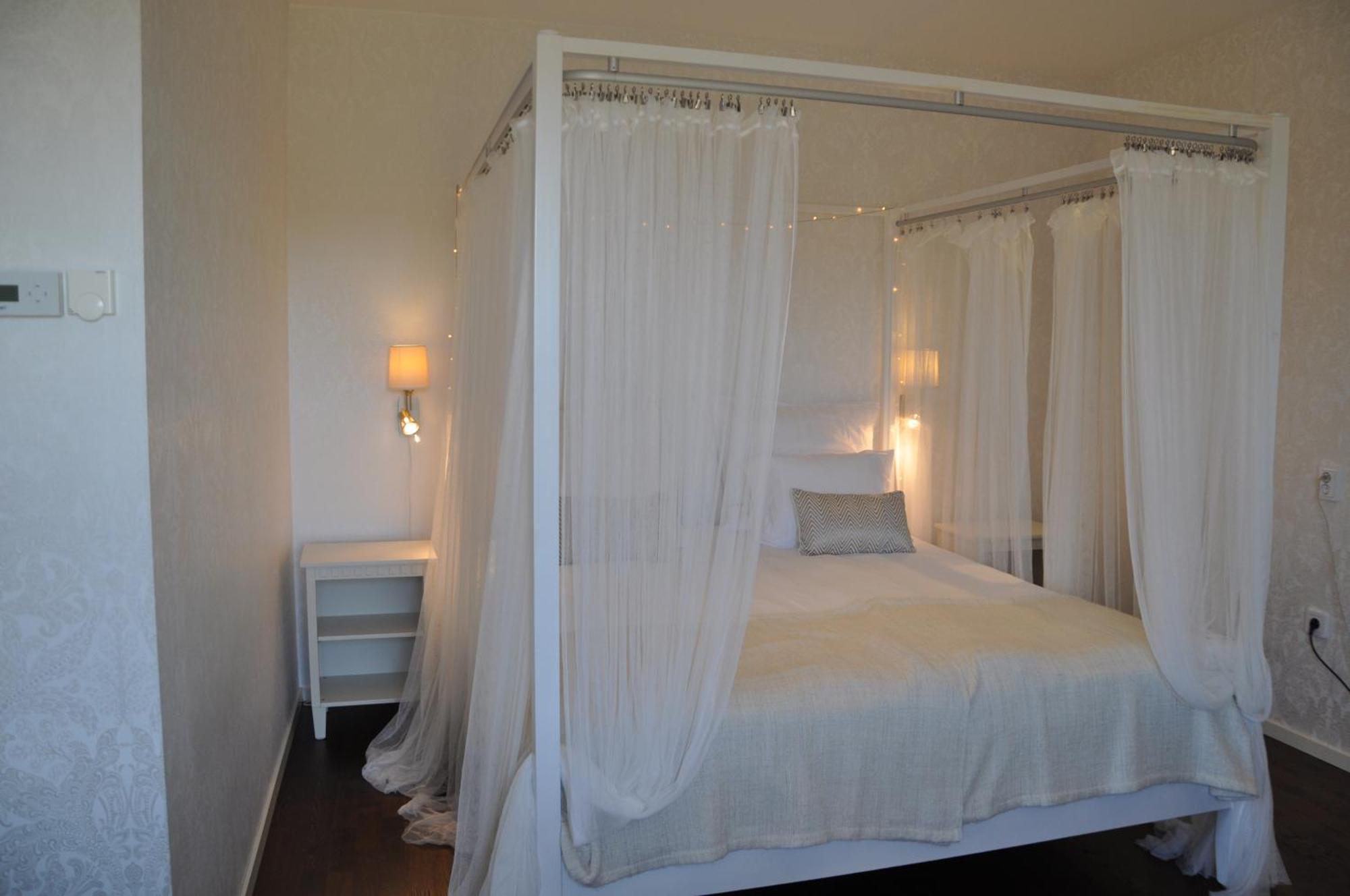 Hotel Bella Luna 巴斯塔德 外观 照片